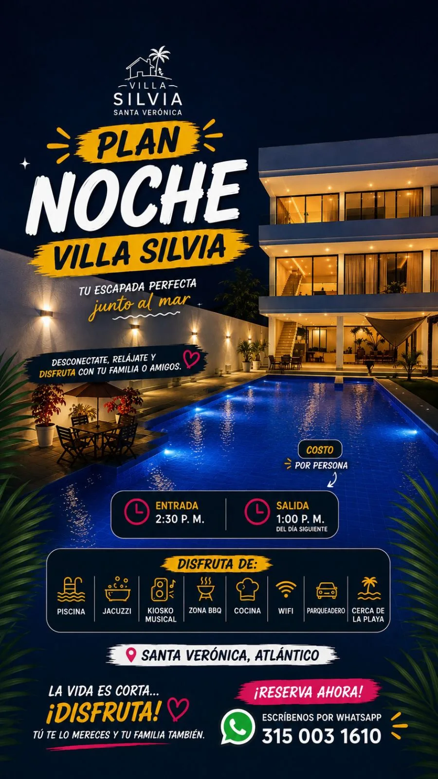 Fachada iluminada de Villa Silvia durante la noche